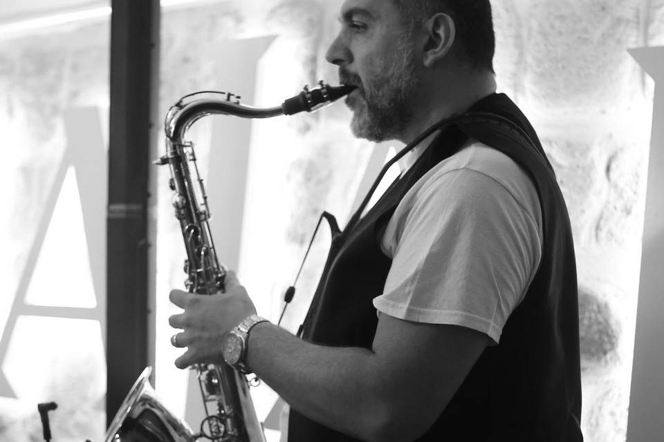 Sax bar