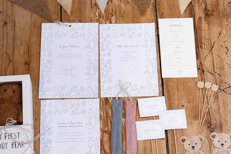 Stationery gender reveal