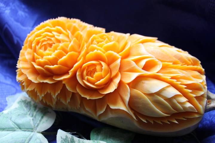 Thai carving