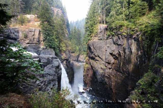 Athabasca falls