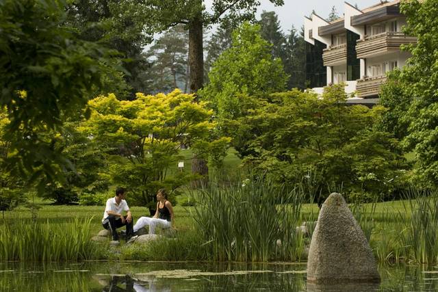 Uno dei laghetti nel parco