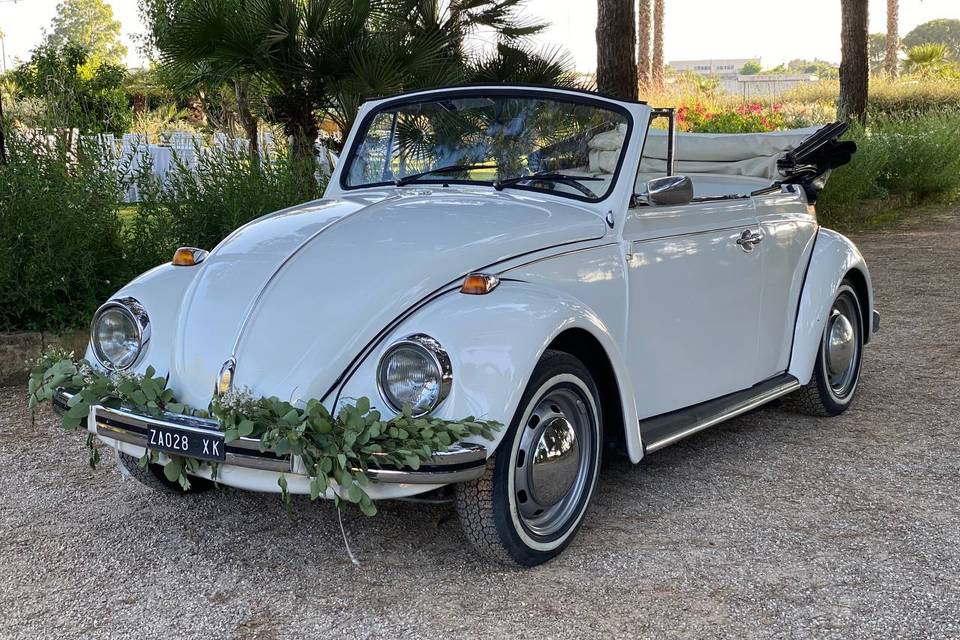 Maggiolino cabrio bianco 1970