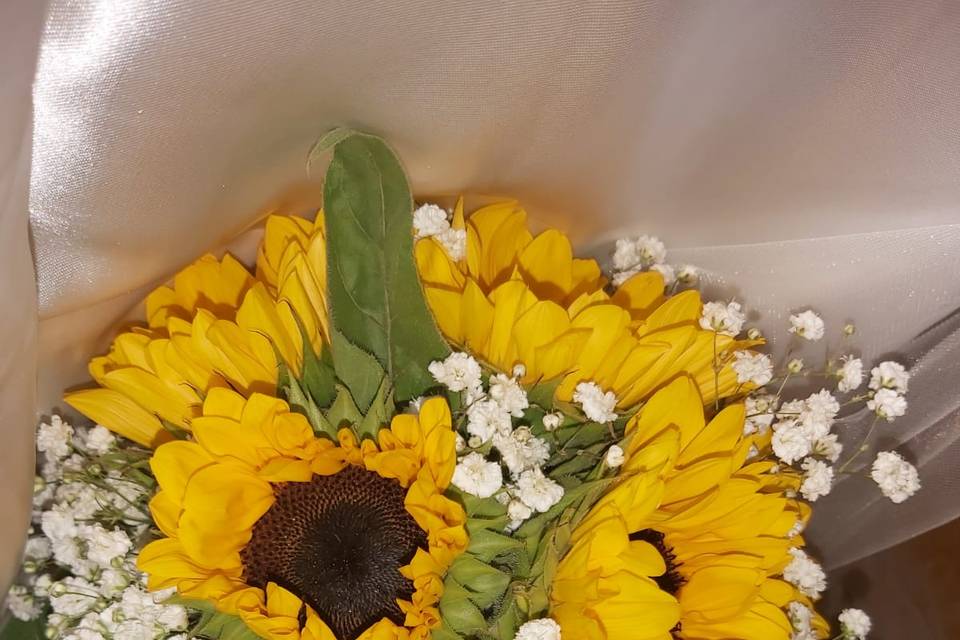 Bouquet sposa girasoli