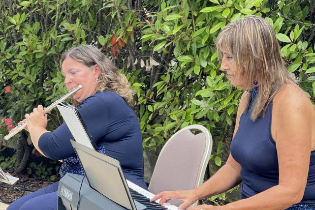 Duo Sopratonic