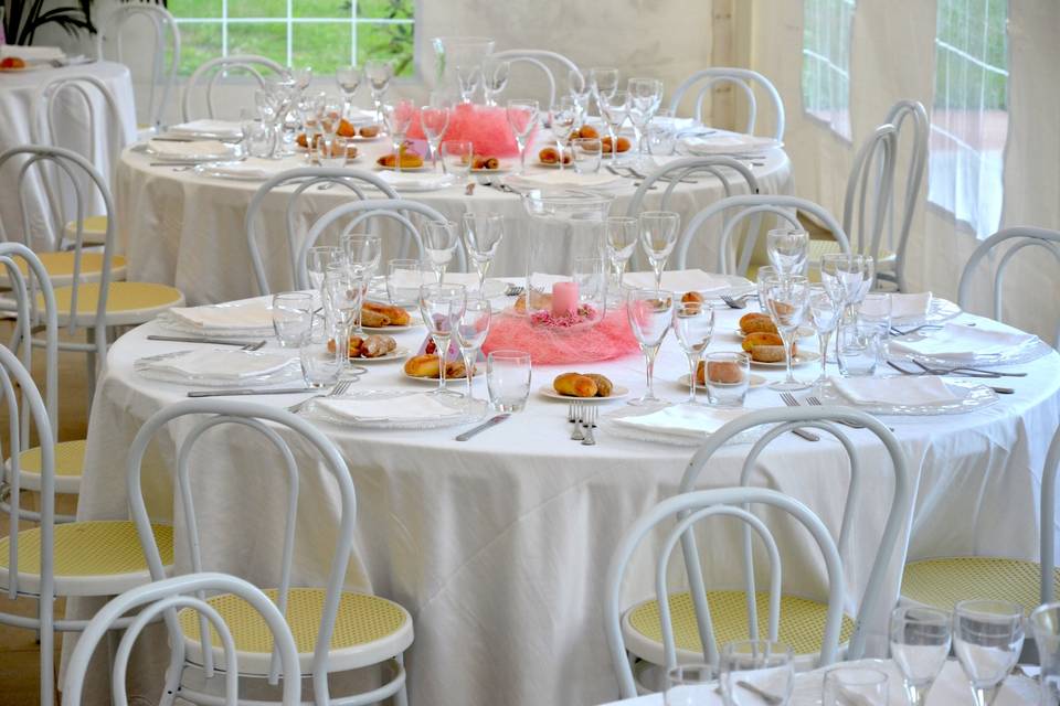 Mise en place bianco-rosa