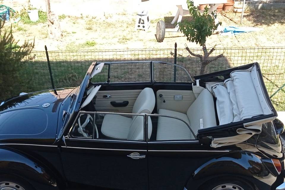 Maggiolino Cabrio nero