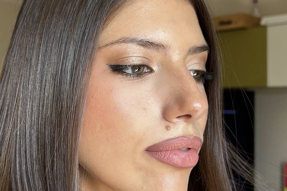 Make-up damigella