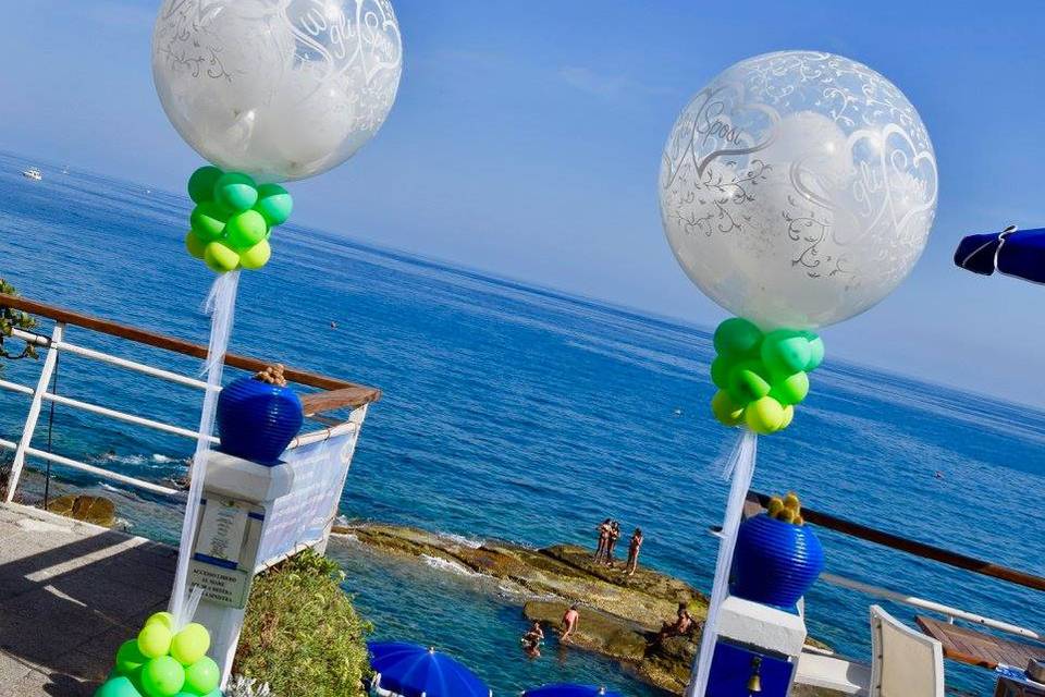 Palloncini sul mare