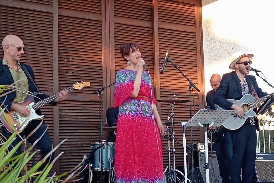 Full Band Pop