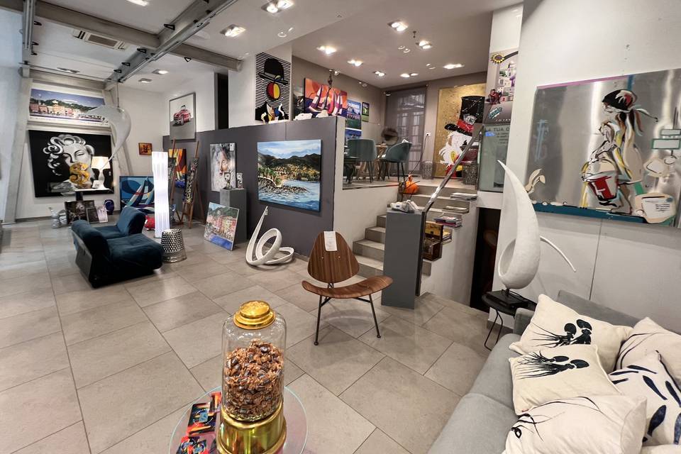Esse Arts Gallery