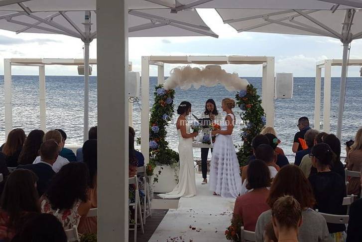 Wedding by the seaside