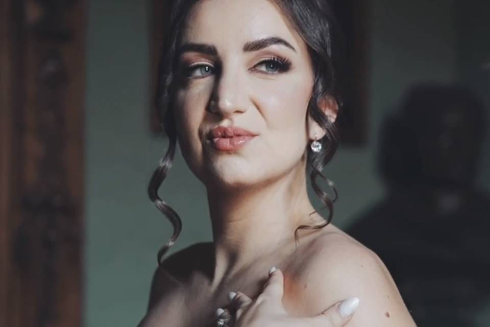 Bridal look