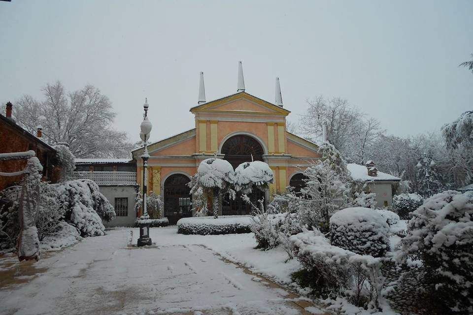 Villa nevicata