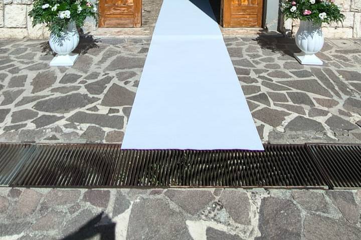 Esterno chiesa castel di lama