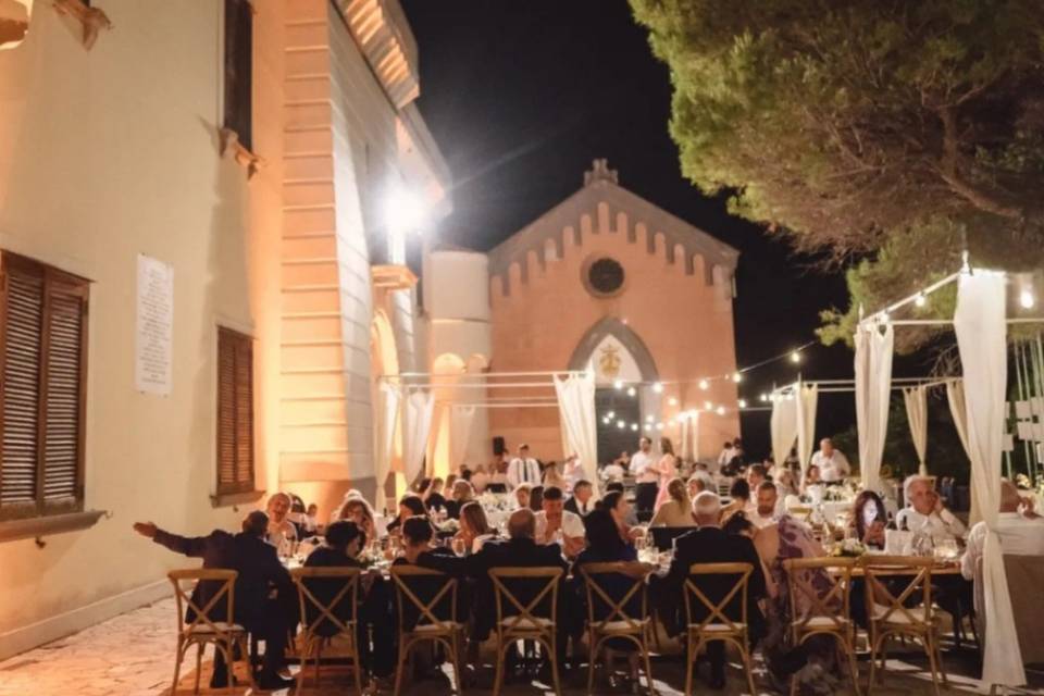 Sulla terrazza bordo mare