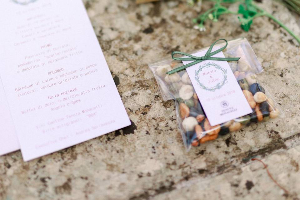 Apulian wedding favour