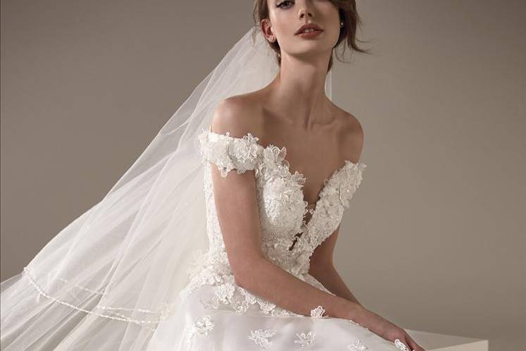 Pronovias Privèe