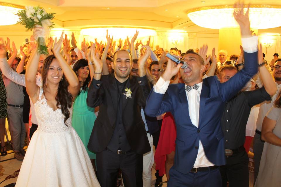 Matrimonio Travolgente - La Festa Spontanea