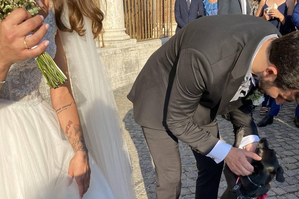 Fuori la chiesa