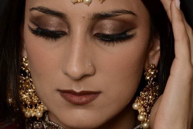 Make-up by Simran