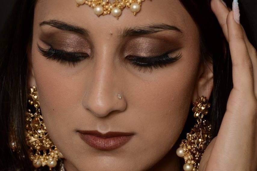 Make-up by Simran