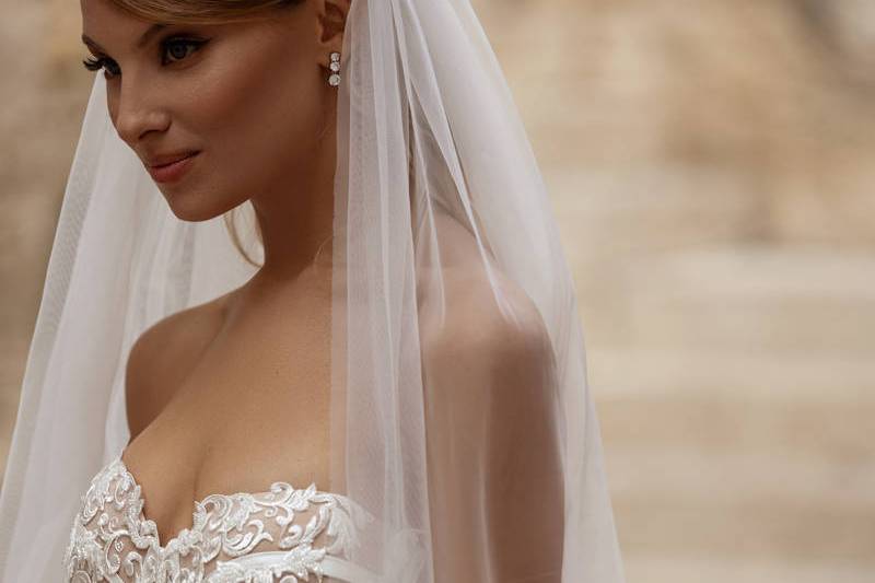 Ariamo Bridal