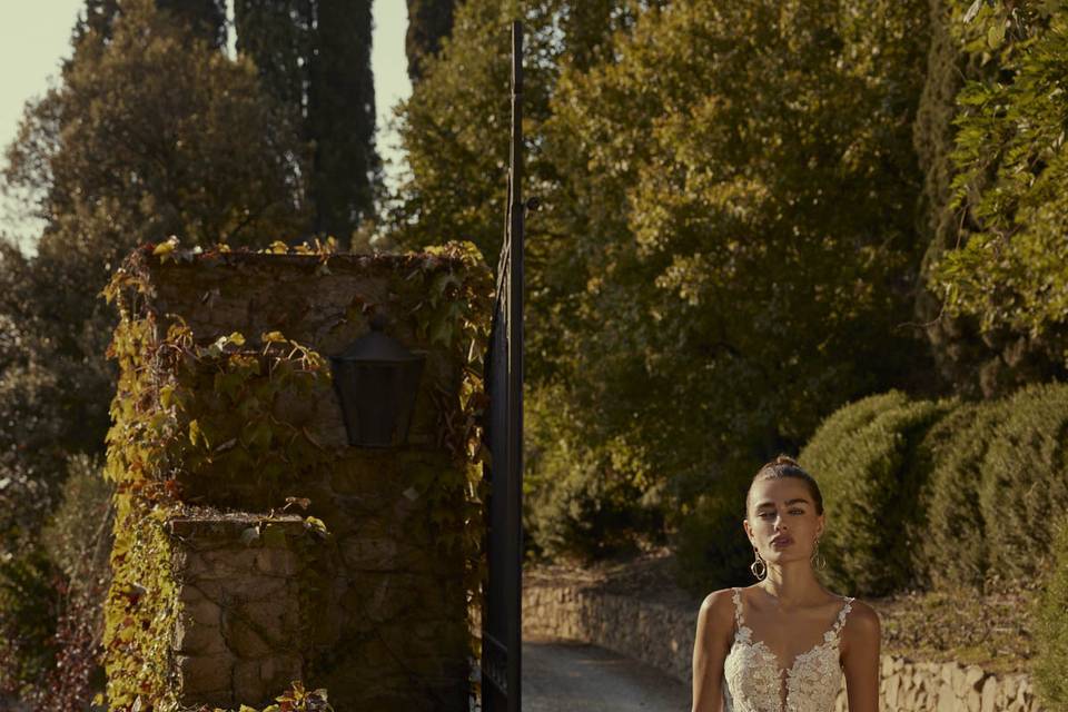 Modeca Bridal