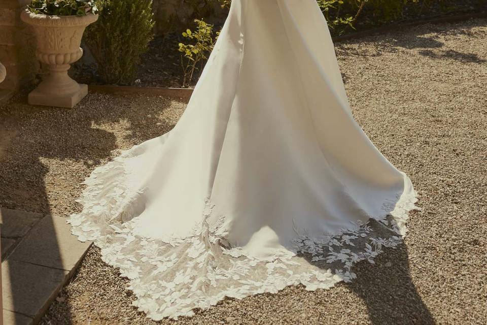 Modeca Bridal