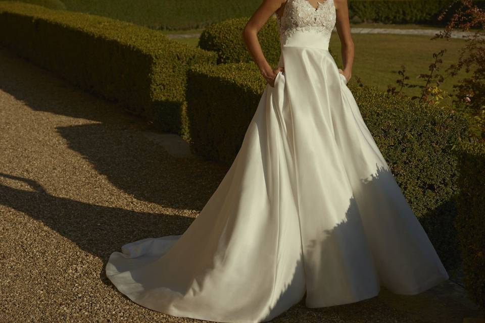 Modeca Bridal