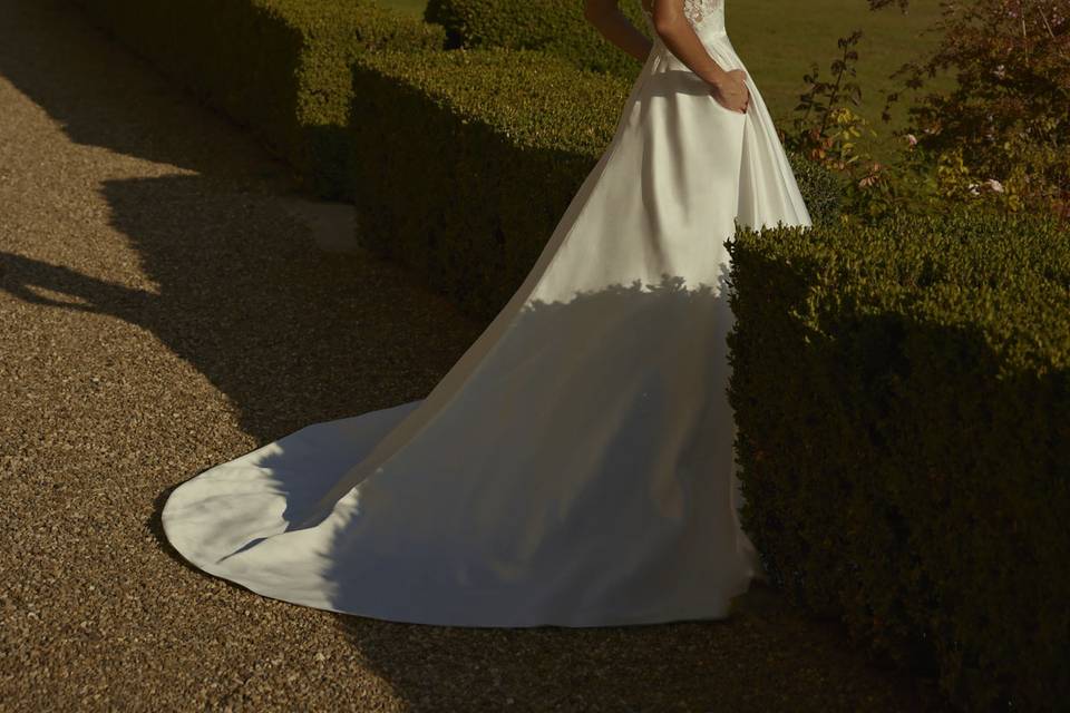 Modeca Bridal