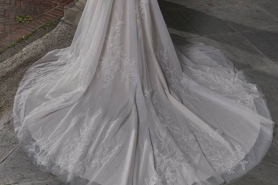 Mori Lee