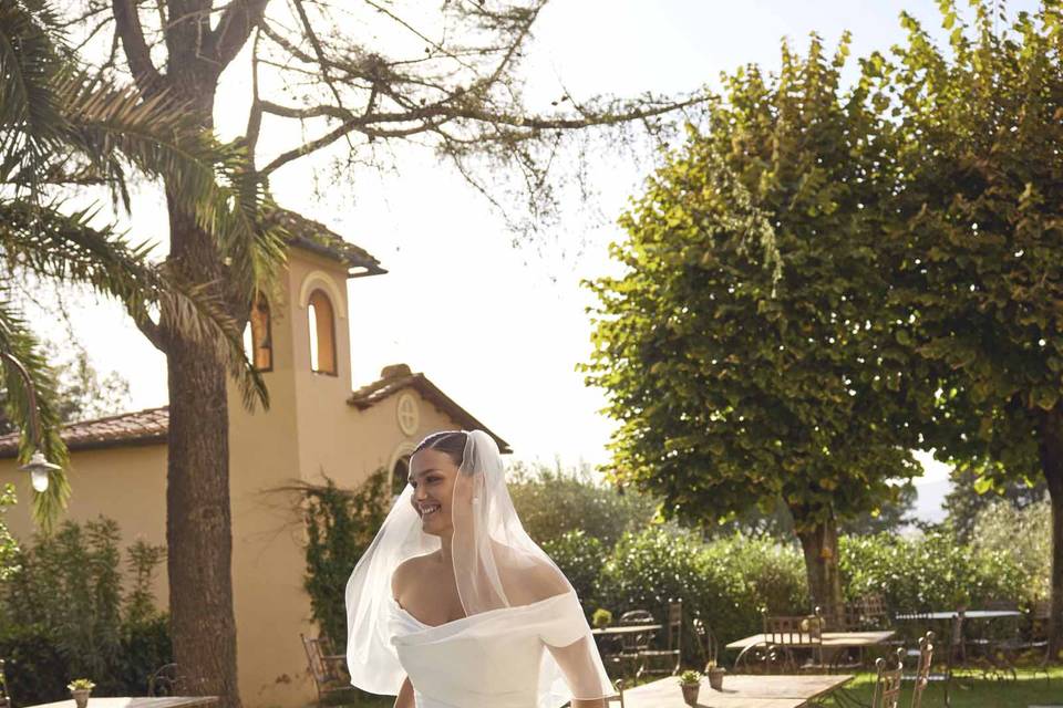 Modeca Curvy