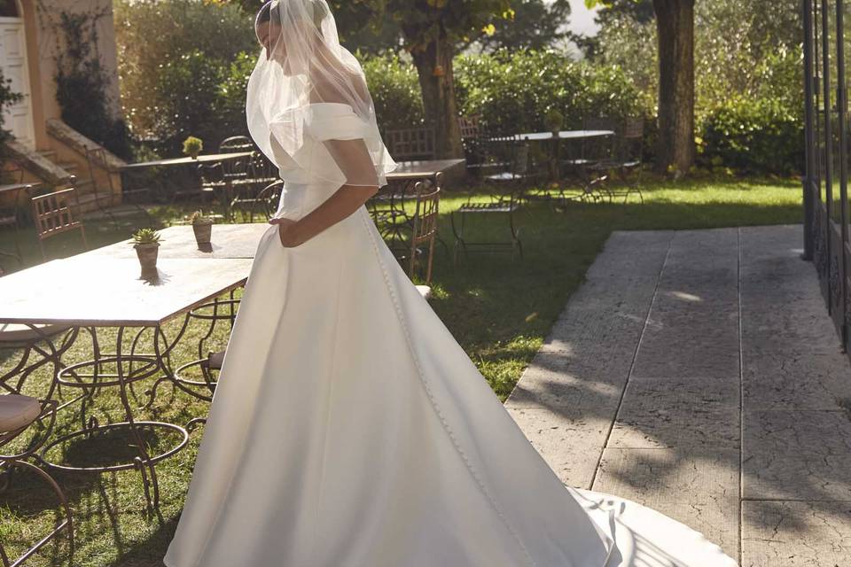 Modeca Curvy