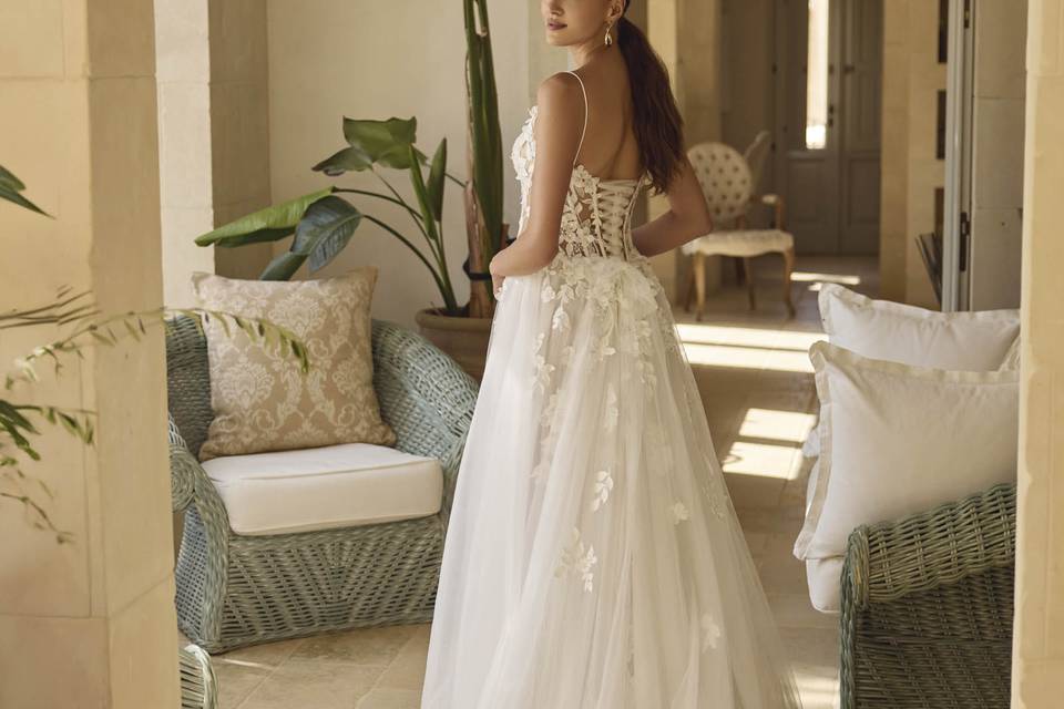 Modeca Bridal