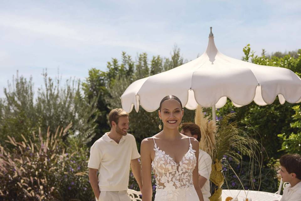 Modeca Bridal