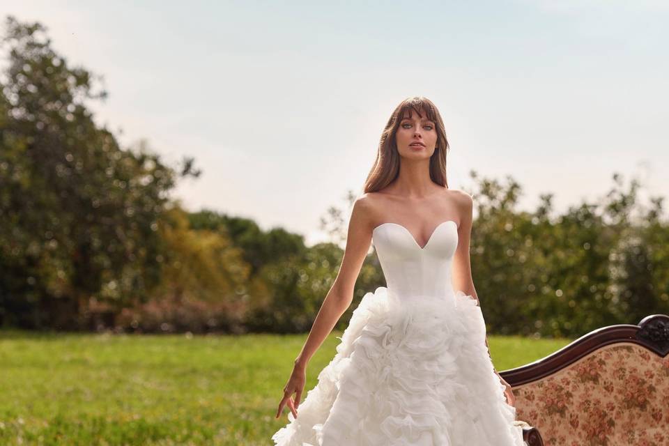 Nicole Milano by Pronovias