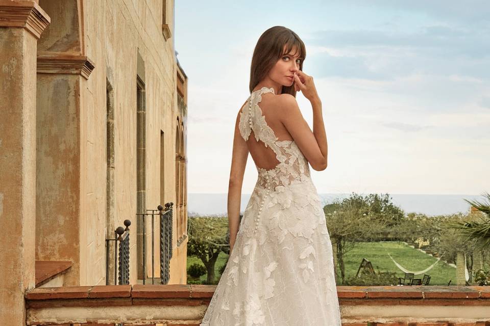 Nicole Milano by Pronovias