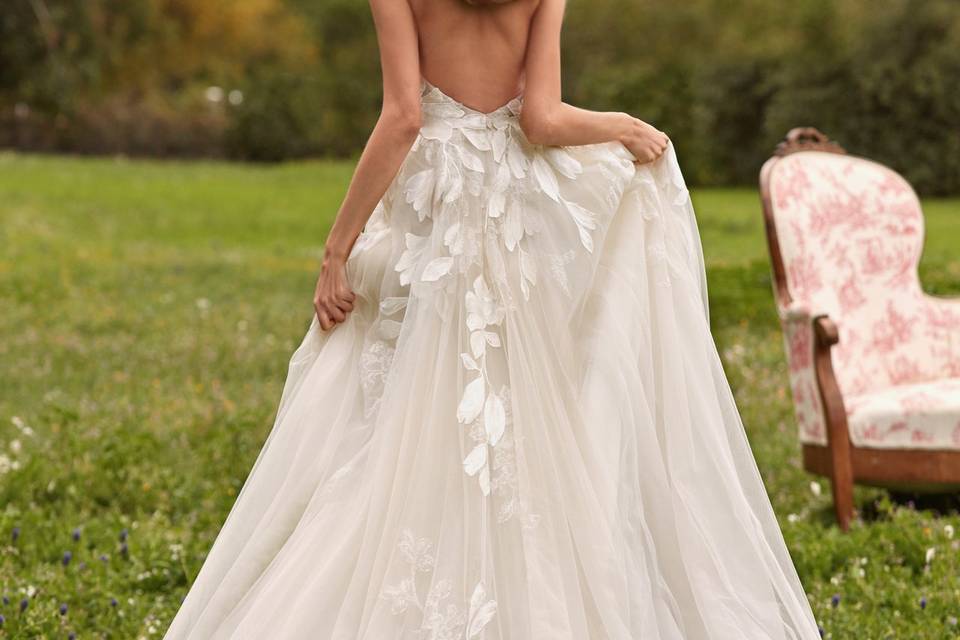 Nicole Milano by Pronovias