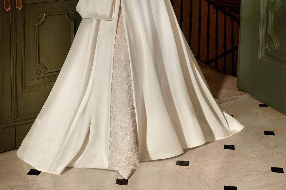 Nicole Milano by Pronovias