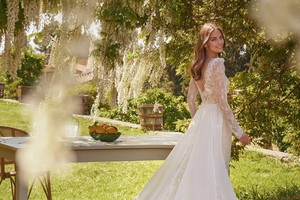 Nicole Milano by Pronovias
