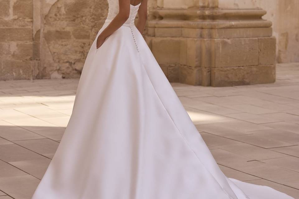 Veni Infantino Bridal
