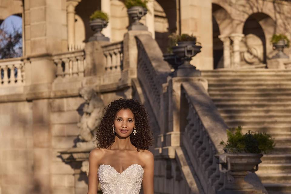 Veni Infantino Bridal