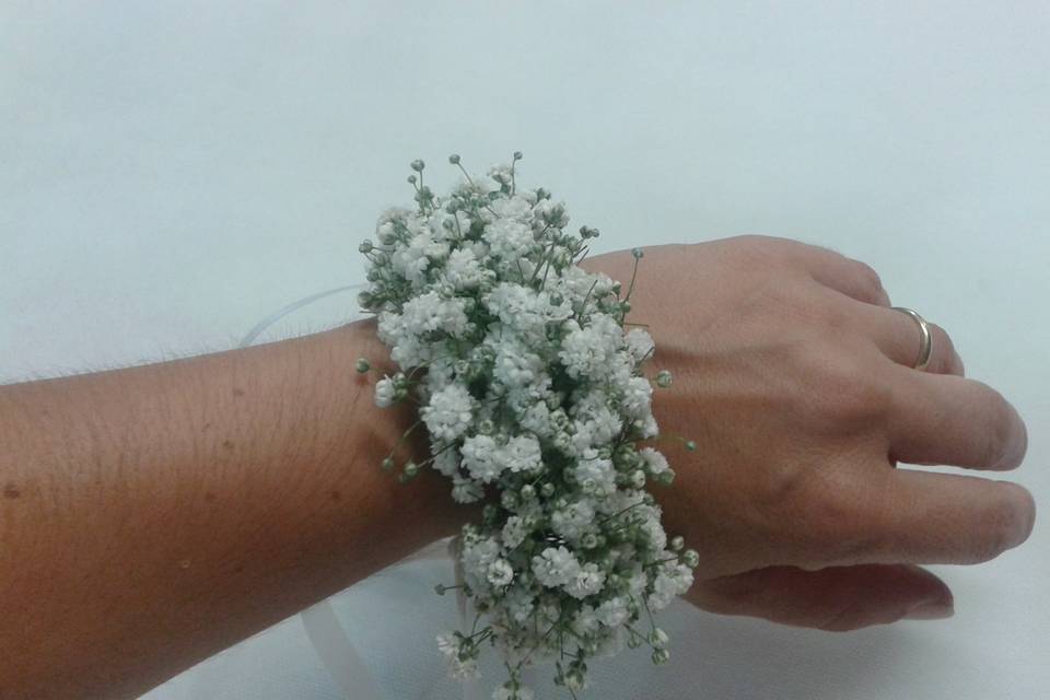 Braccialino con Gypsophila