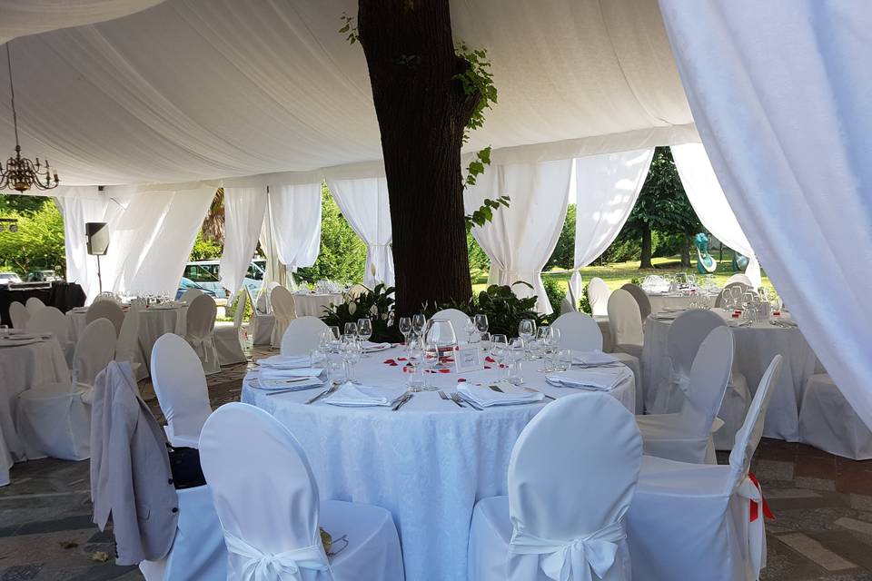 La sala da pranzo della villa