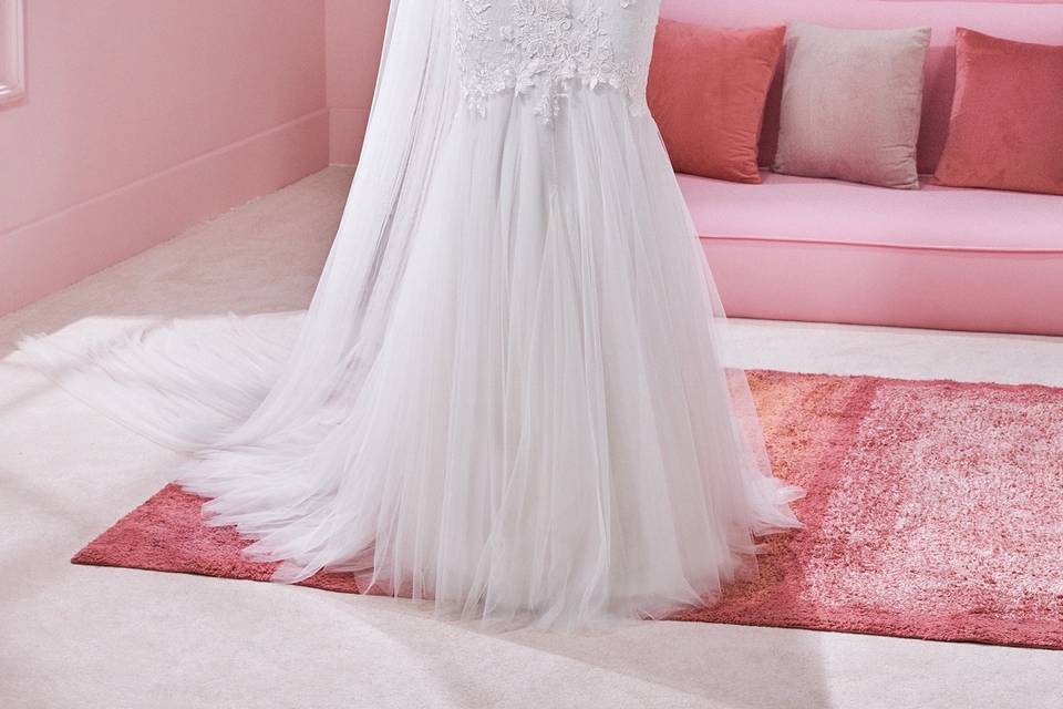 WhiteOne Pronovias