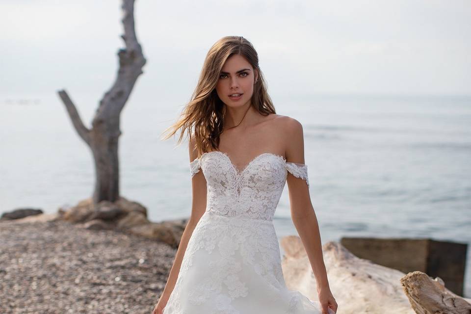 WhiteOne Pronovias