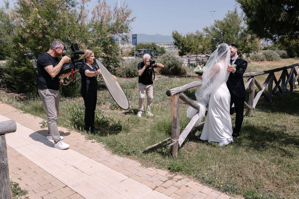 Fotografi_coppia_sposi_esterno