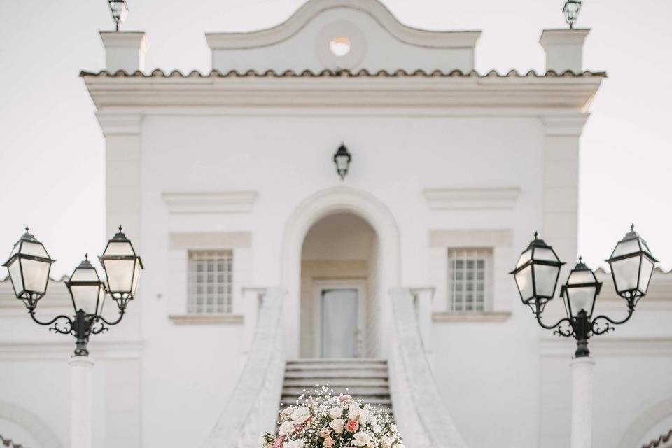 La sposa ed il suo bouquet