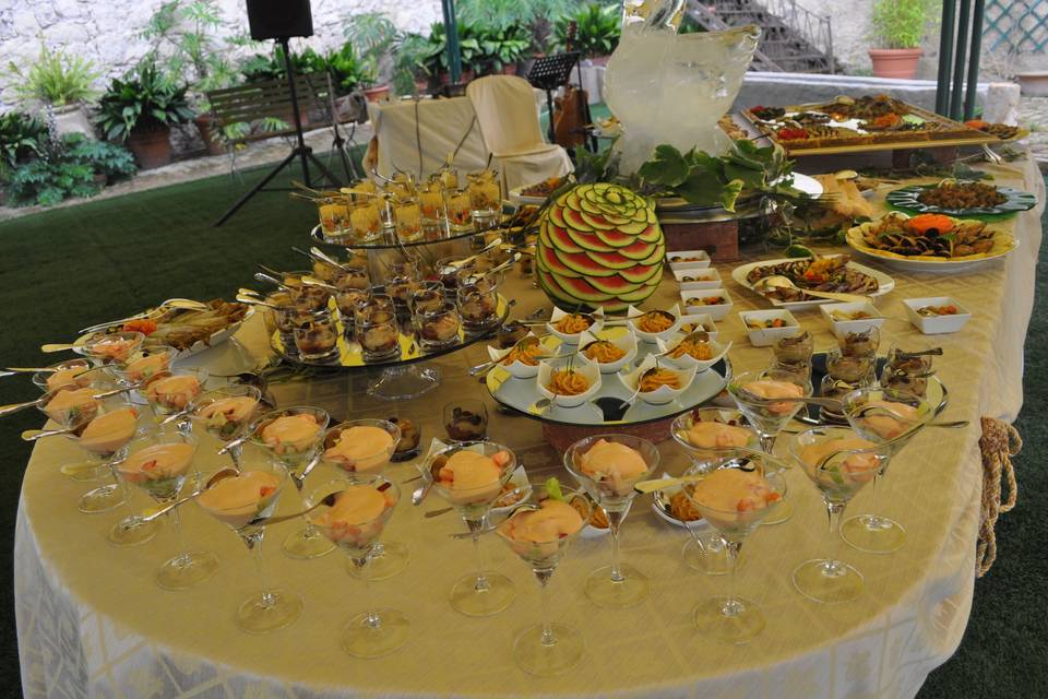 Buffet all'aperto