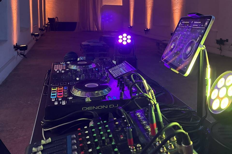 Dj set